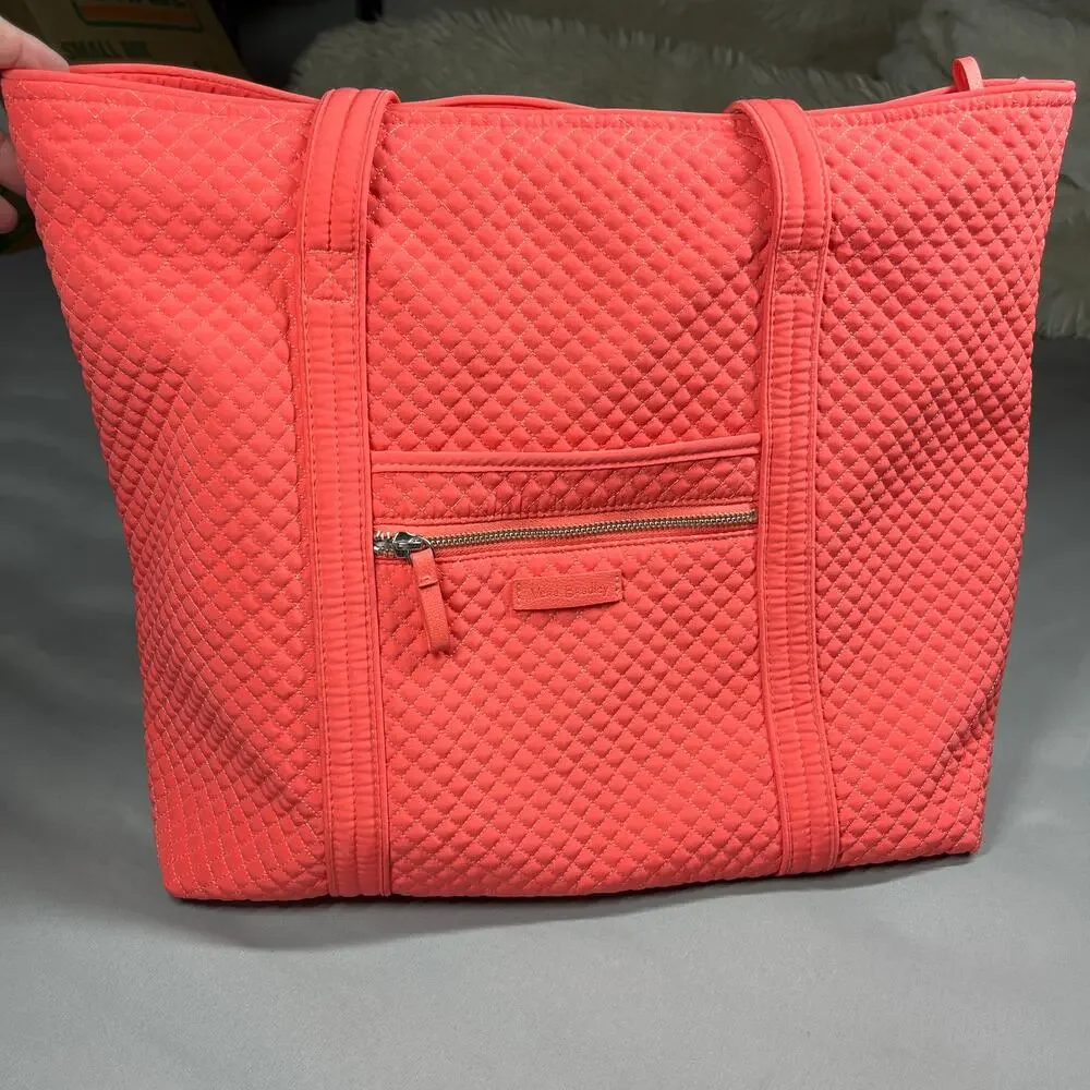 Vera Bradley Big Tote Bag Zip Top Quilted Coral Interior Pockets Bonus Clear Bag